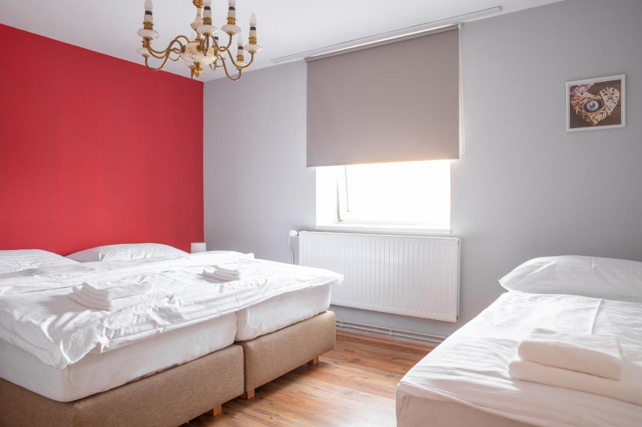 Amenity Apartmany แปร์นา ภายนอก รูปภาพ