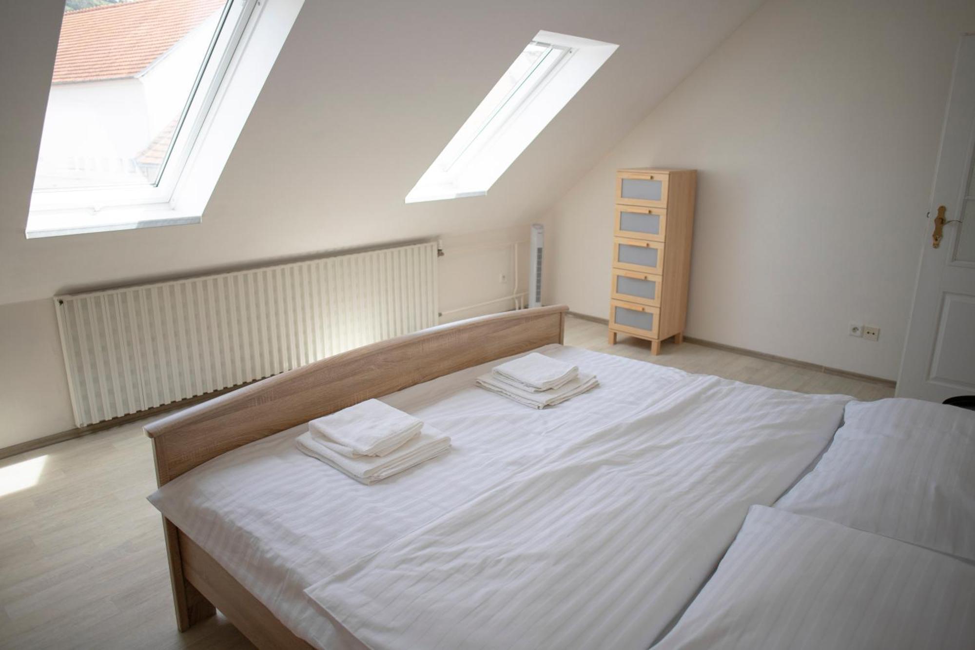 Amenity Apartmany แปร์นา ภายนอก รูปภาพ
