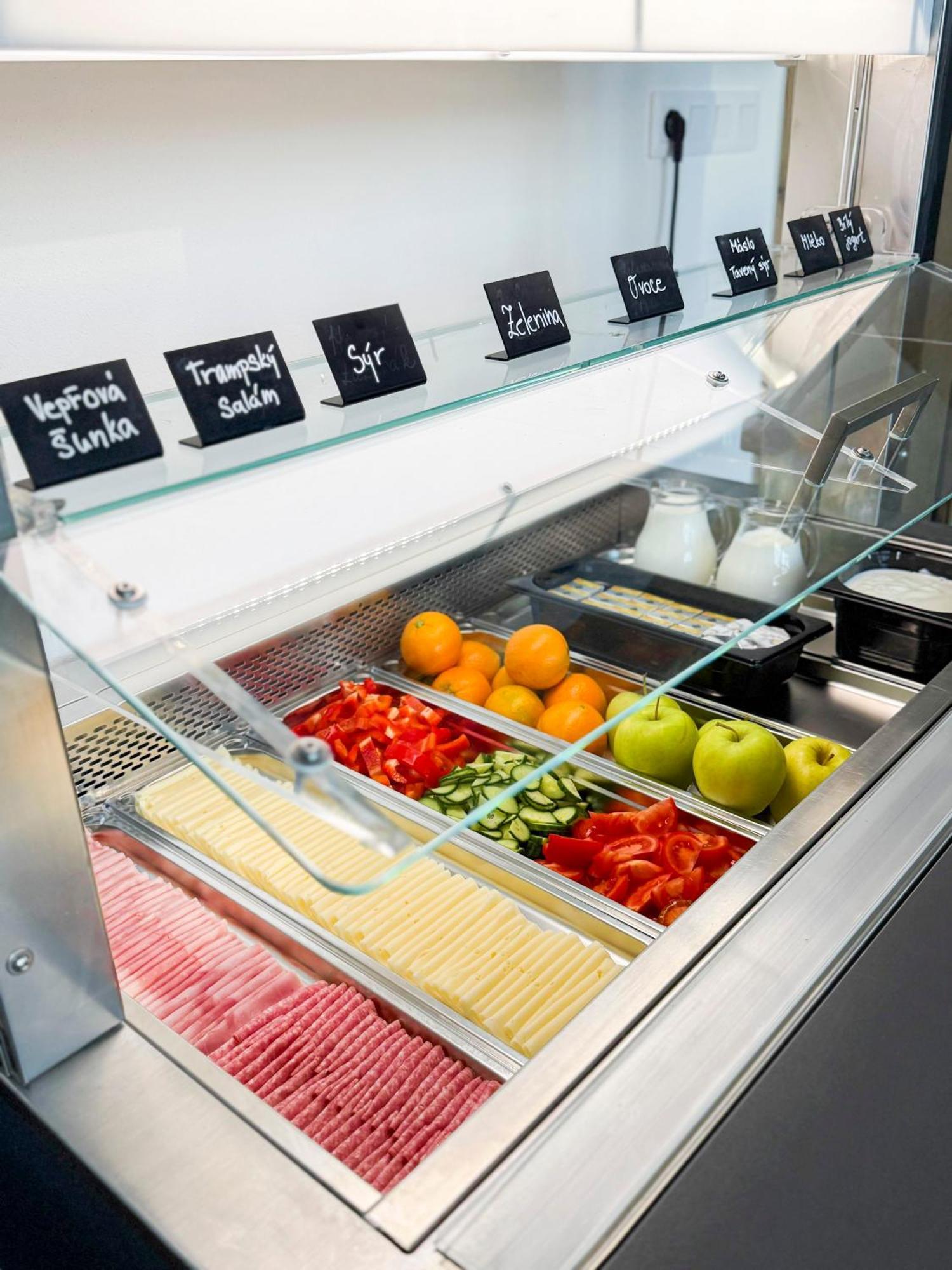 Amenity Apartmany แปร์นา ภายนอก รูปภาพ